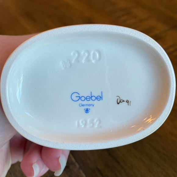 We Congratulate Hummel - Picture 6 of 8